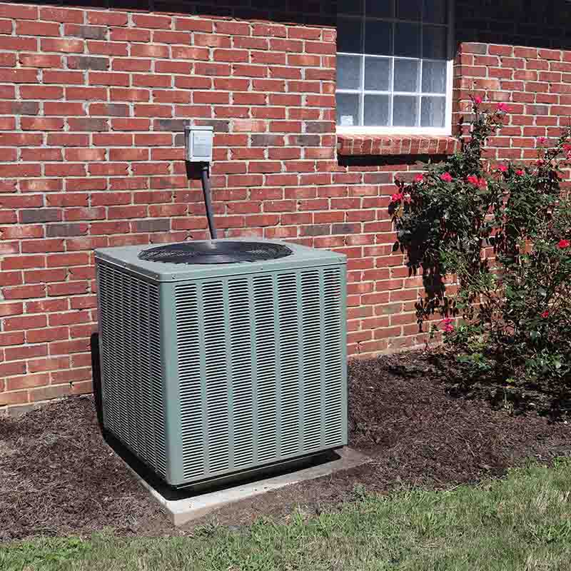 Anderson-Air-of-Franklin-Location-hvac-condenser-unit-next-to-brick-home-maintenance